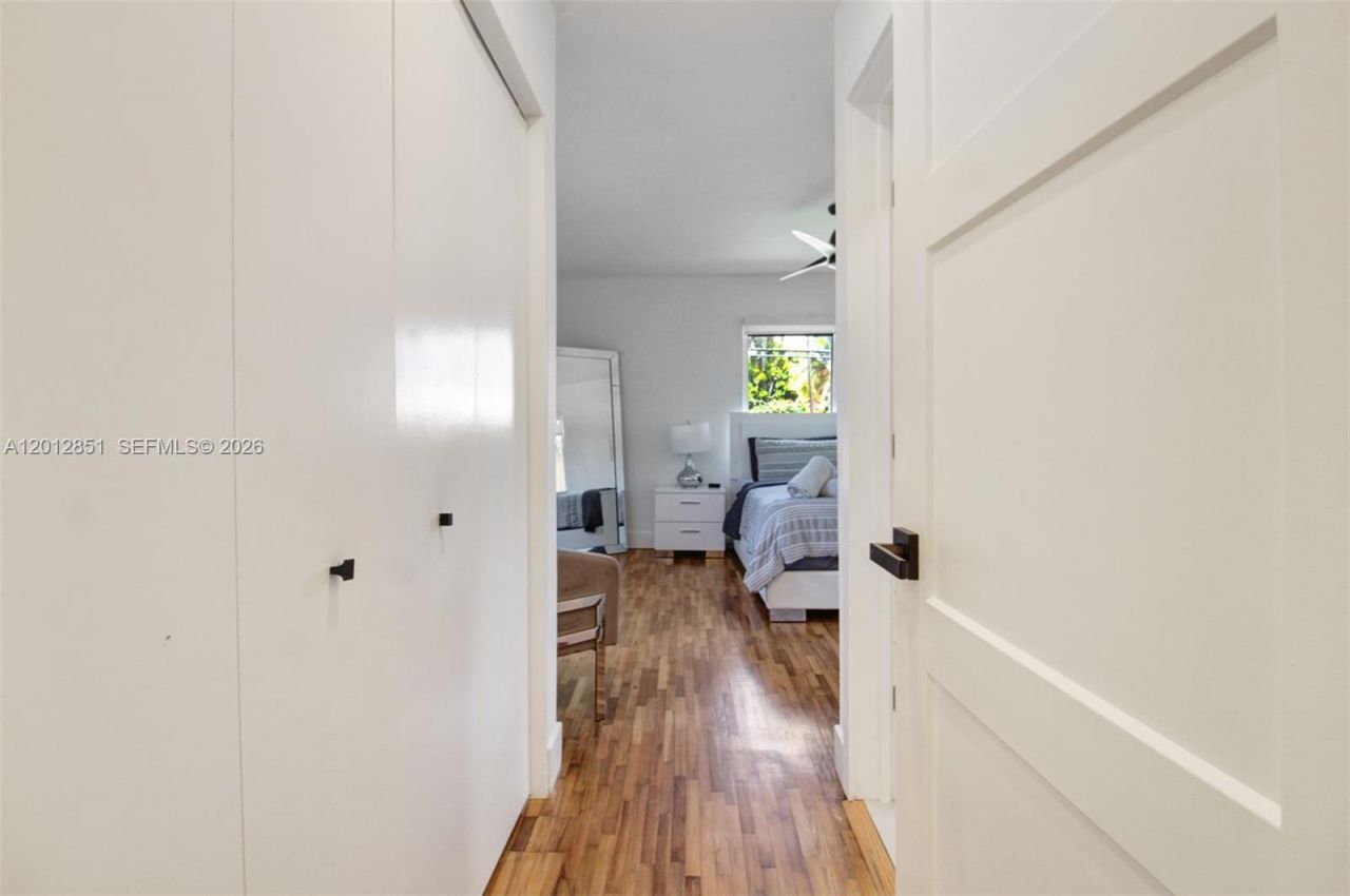 360 NE 116th St , Miami, FL 33161 Photo
