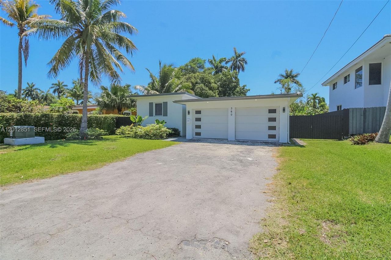 360 NE 116th St , Miami, FL 33161 Photo