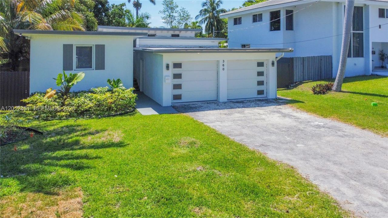 360 NE 116th St , Miami, FL 33161 Photo