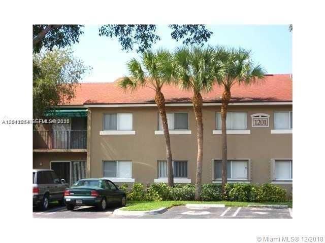 1201 Lake Victoria Dr, Unit V, West Palm Beach, FL 33411 Photo