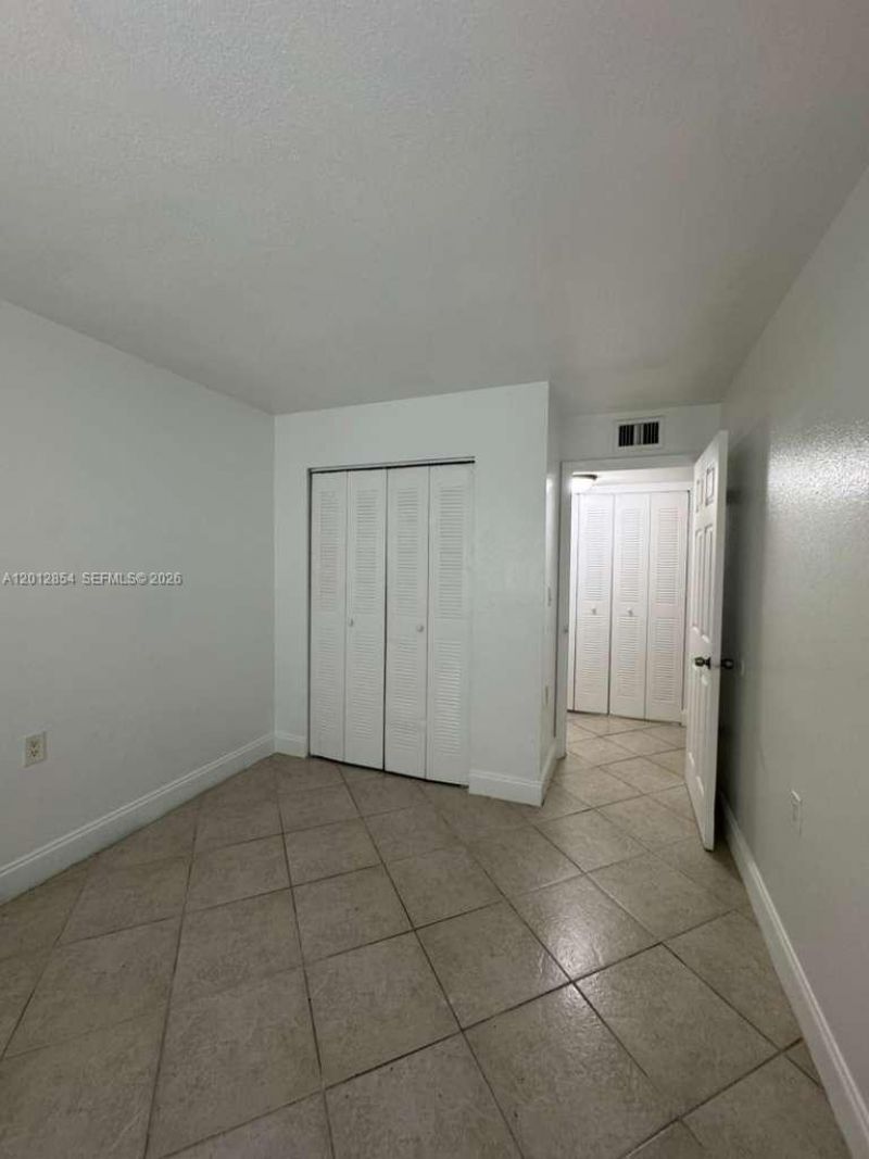 1201 Lake Victoria Dr, Unit V, West Palm Beach, FL 33411 Photo