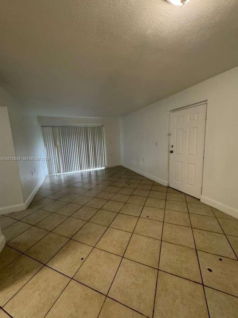 1201 Lake Victoria Dr, Unit V, West Palm Beach, FL 33411 Photo
