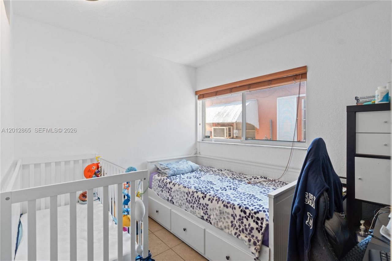 5300 NW 30th Pl, Miami, FL 33142 Photo
