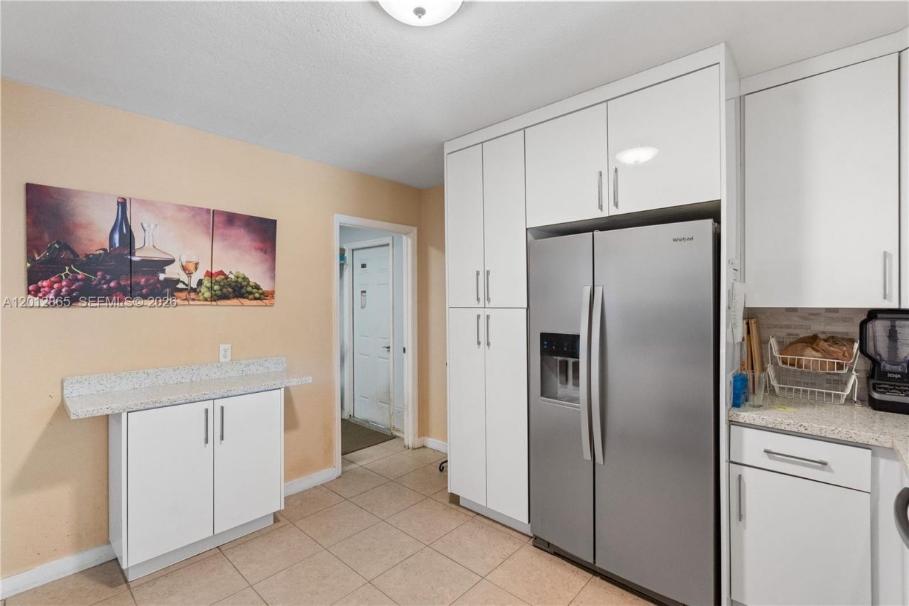 5300 NW 30th Pl, Miami, FL 33142 Photo