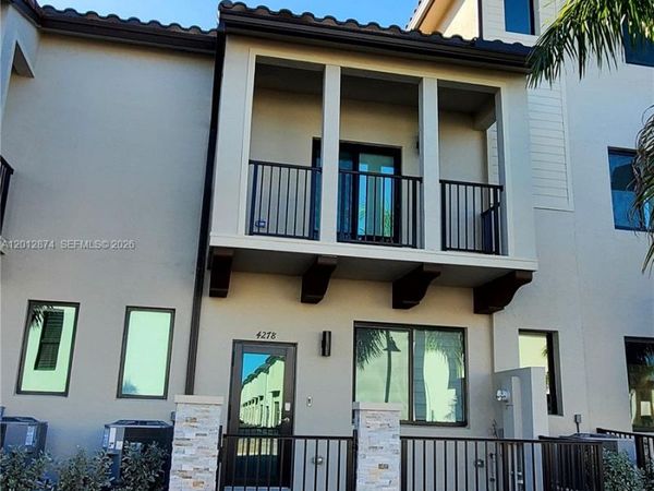 4278 NW 82nd Ave, Unit 4278, Doral, FL 33166