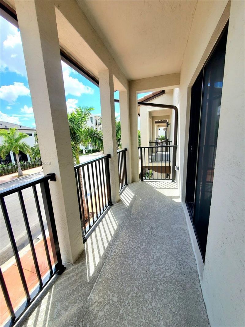 4278 NW 82nd Ave, Unit 4278, Doral, FL 33166 Photo