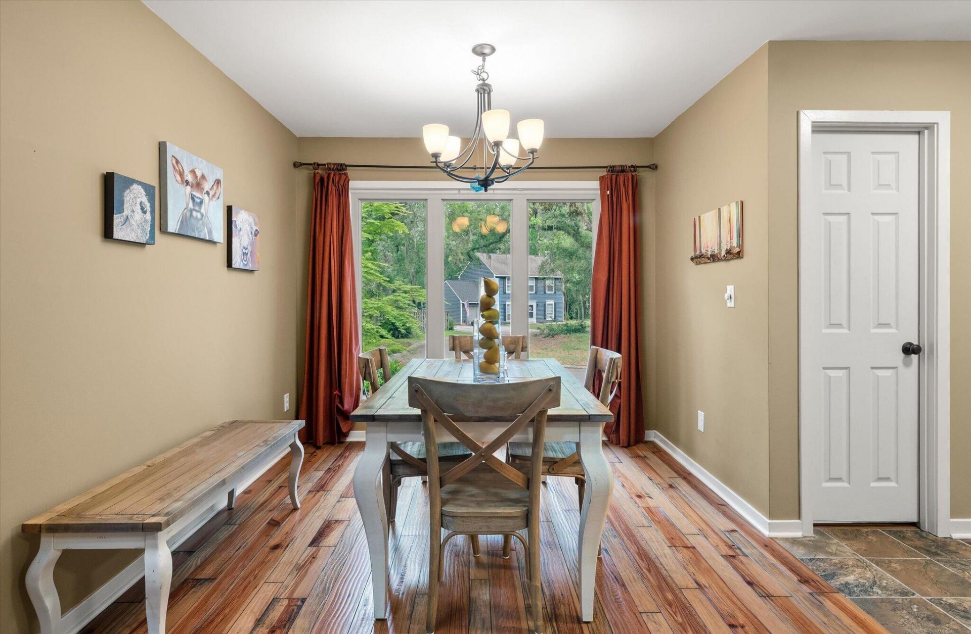 144 Mansfield Boulevard Photo 11