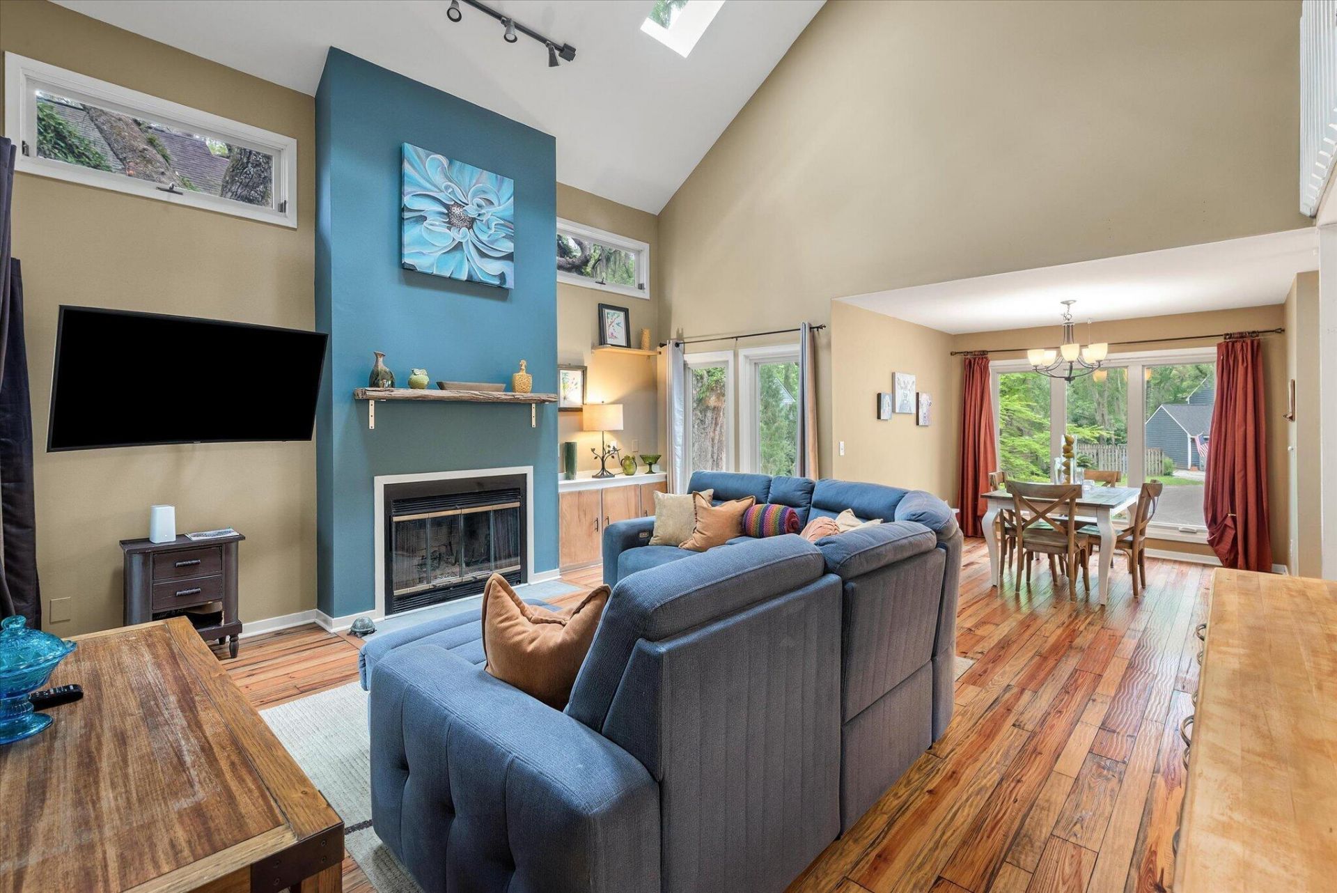 144 Mansfield Boulevard Photo 7