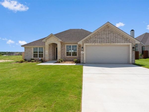 1341 Promised Land Road, Hewitt, TX 76643