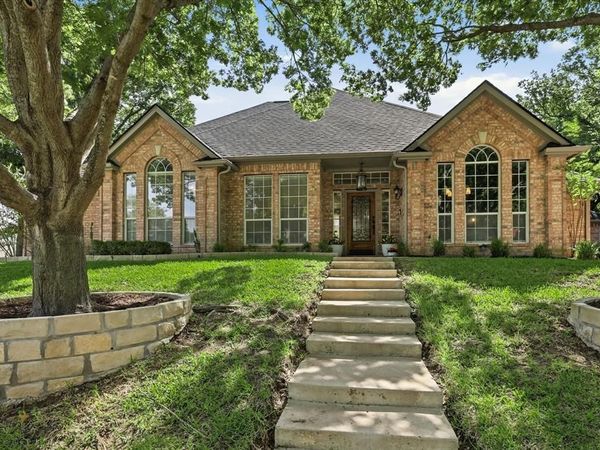 3103 Regal Drive, Arlington, TX 76016