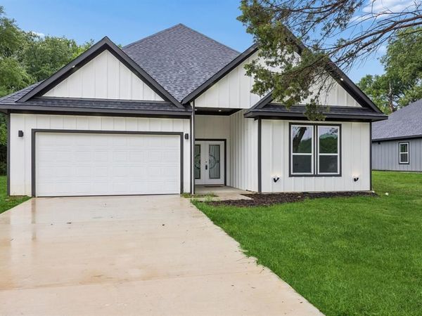 305 Kalura Way , Tool, TX 75143