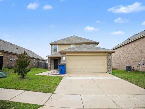 1708 Blue Jay Drive , Ennis, TX 75119
