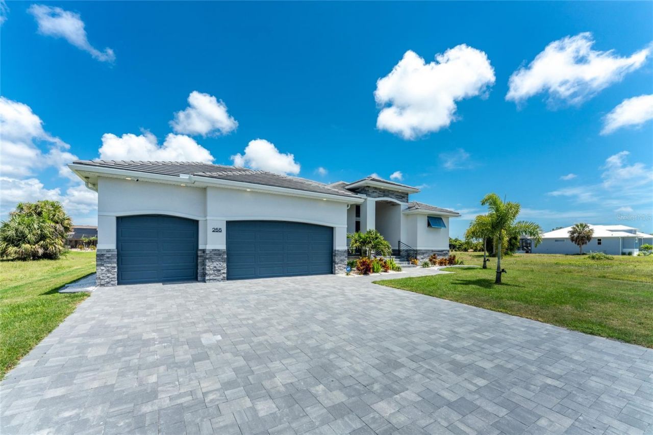 255 Rotonda Boulevard S, Rotonda West, FL 33947 Photo