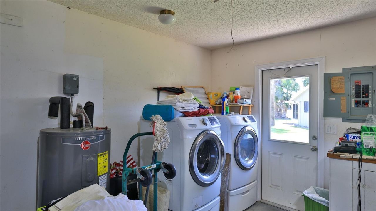 127 Lake Fairgreen Circle, New Smyrna Beach, FL 32168 Photo