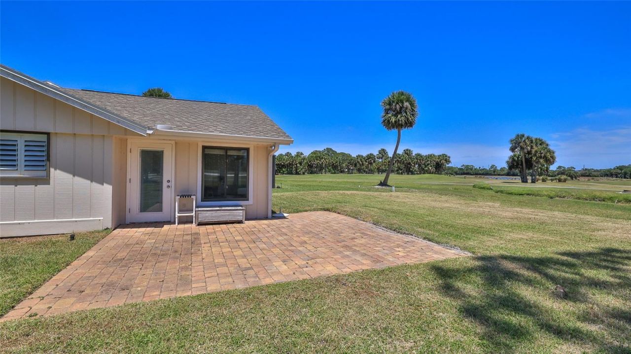 127 Lake Fairgreen Circle, New Smyrna Beach, FL 32168 Photo
