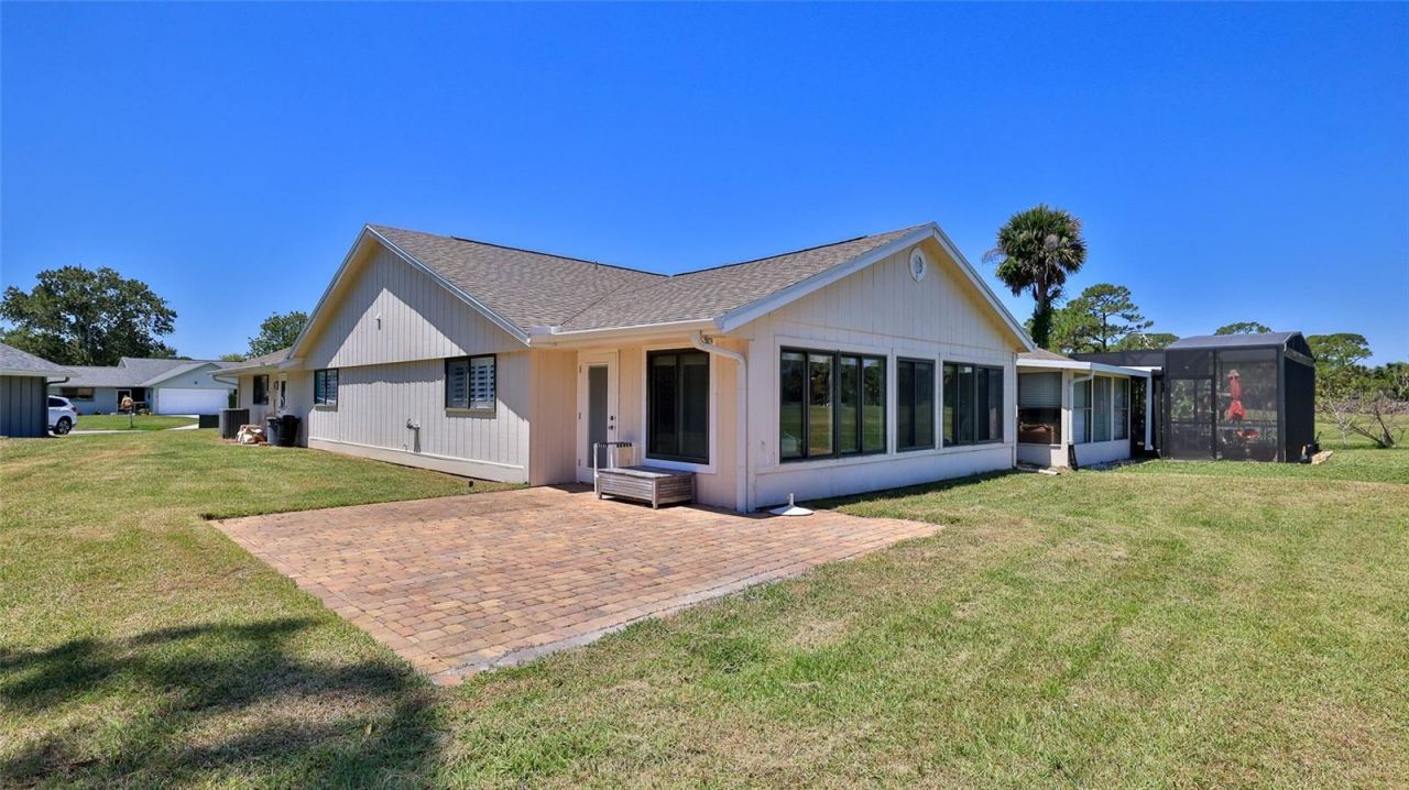 127 Lake Fairgreen Circle, New Smyrna Beach, FL 32168 Photo