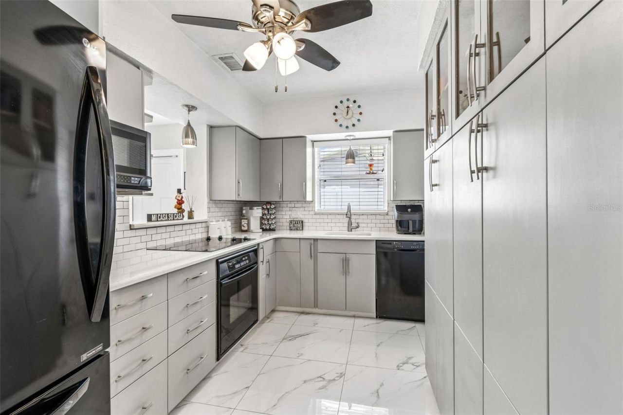 6765 11th Avenue N, Saint Petersburg, FL 33710 Photo