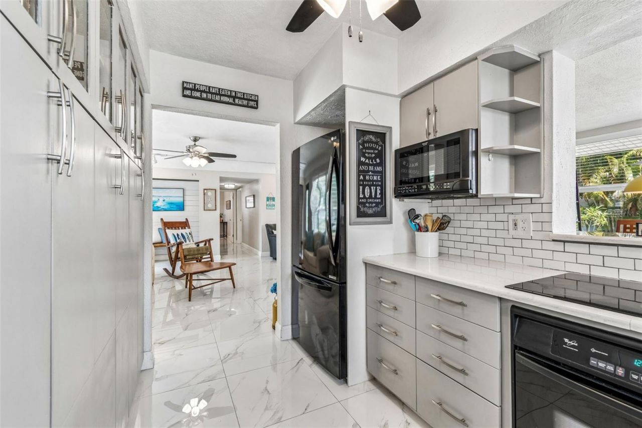 6765 11th Avenue N, Saint Petersburg, FL 33710 Photo