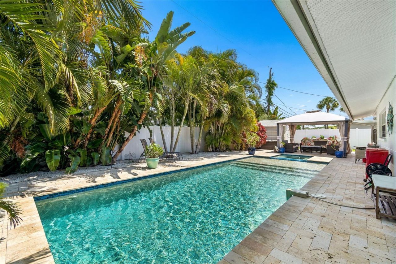 6765 11th Avenue N, Saint Petersburg, FL 33710 Photo