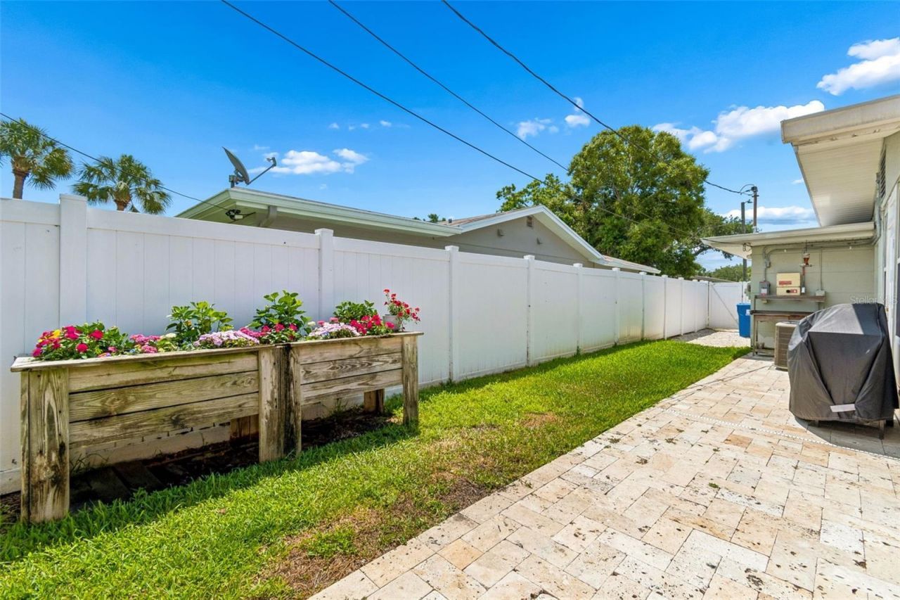 6765 11th Avenue N, Saint Petersburg, FL 33710 Photo