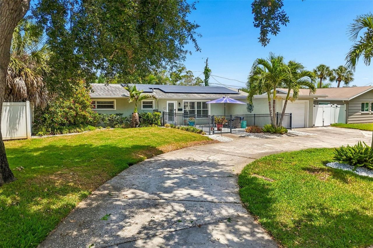 6765 11th Avenue N, Saint Petersburg, FL 33710 Photo