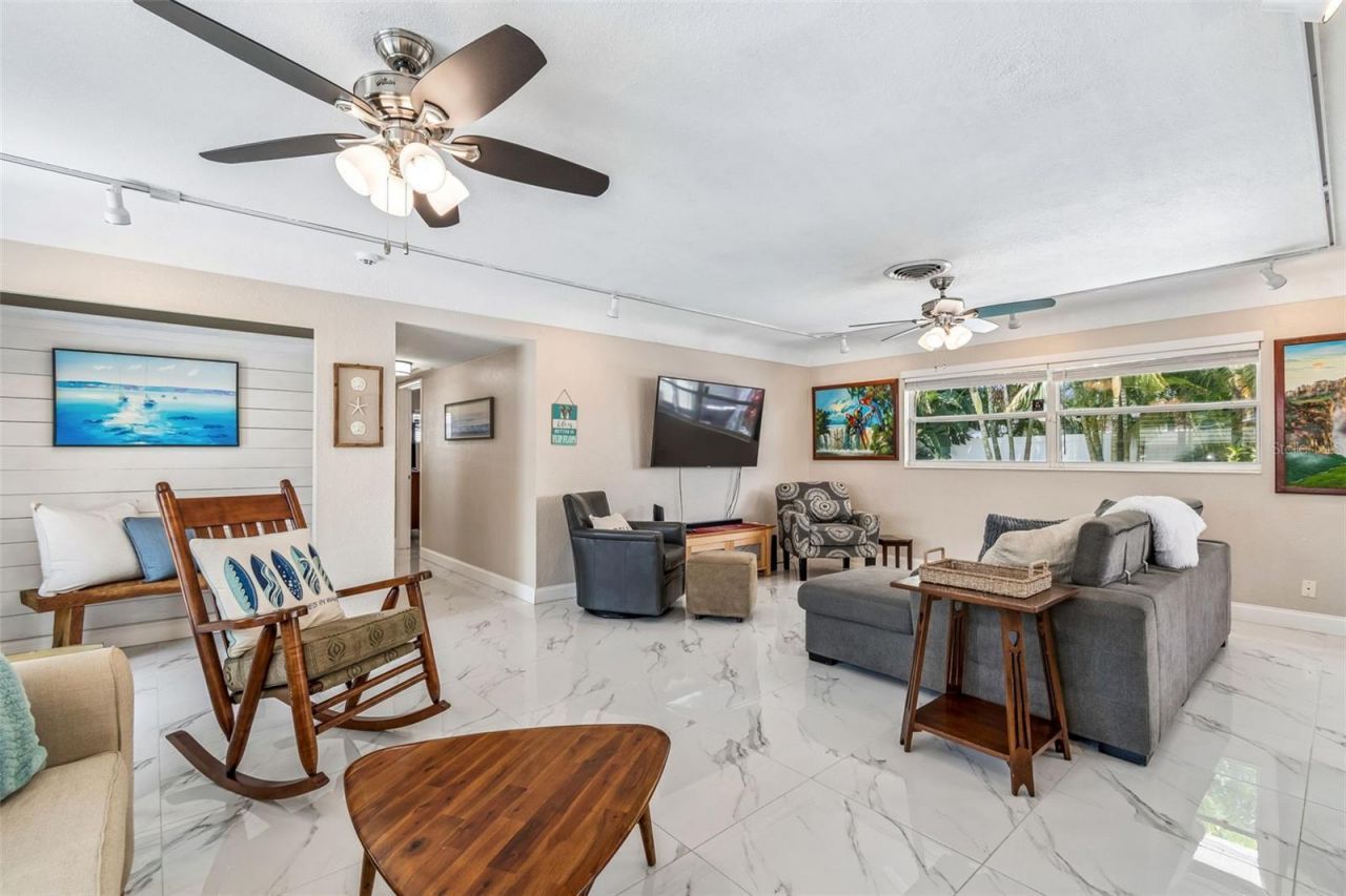6765 11th Avenue N, Saint Petersburg, FL 33710 Photo