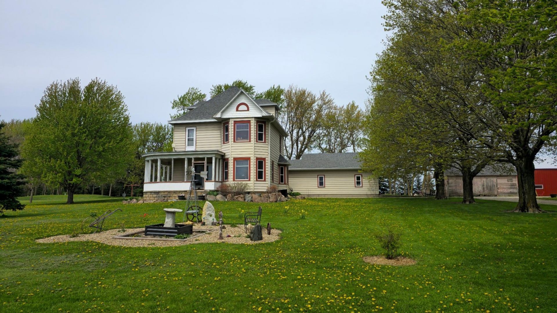6321 County 11 Boulevard, Kenyon, MN 55946