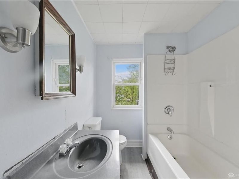 1012 Lorain Avenue, Unit 1010, Dayton, OH 45410 Photo 35