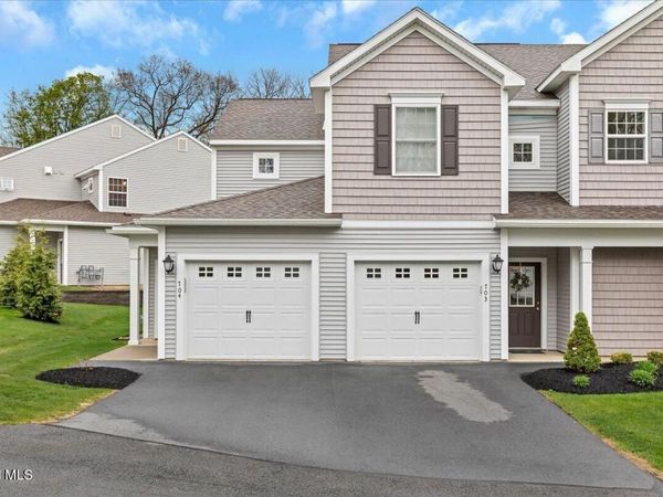 704 Grayson Place, Glenville, NY 12302