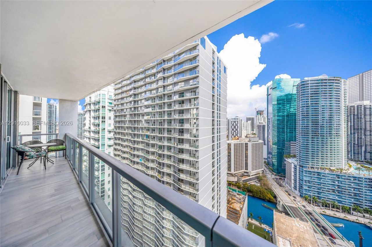 500 Brickell Ave , Unit 3707, Miami, FL 33131 Photo