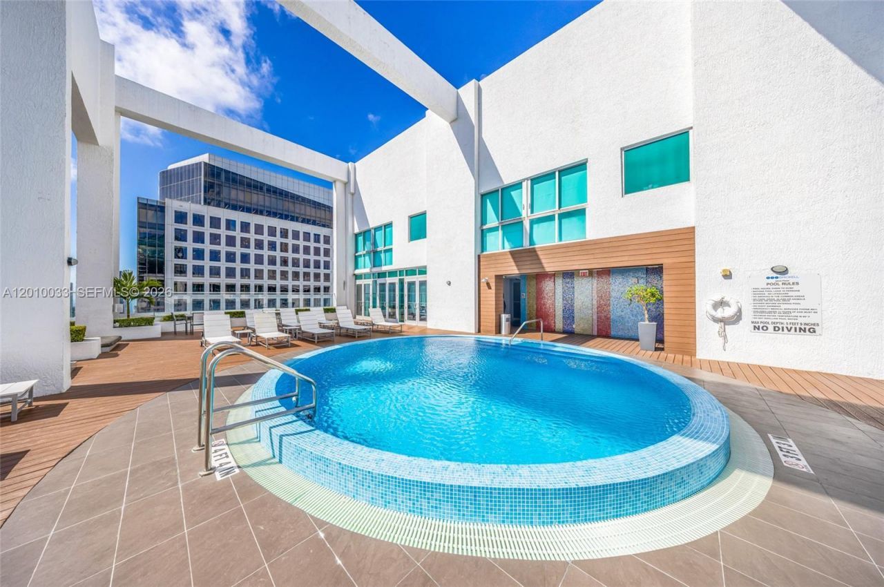 500 Brickell Ave , Unit 3707, Miami, FL 33131 Photo