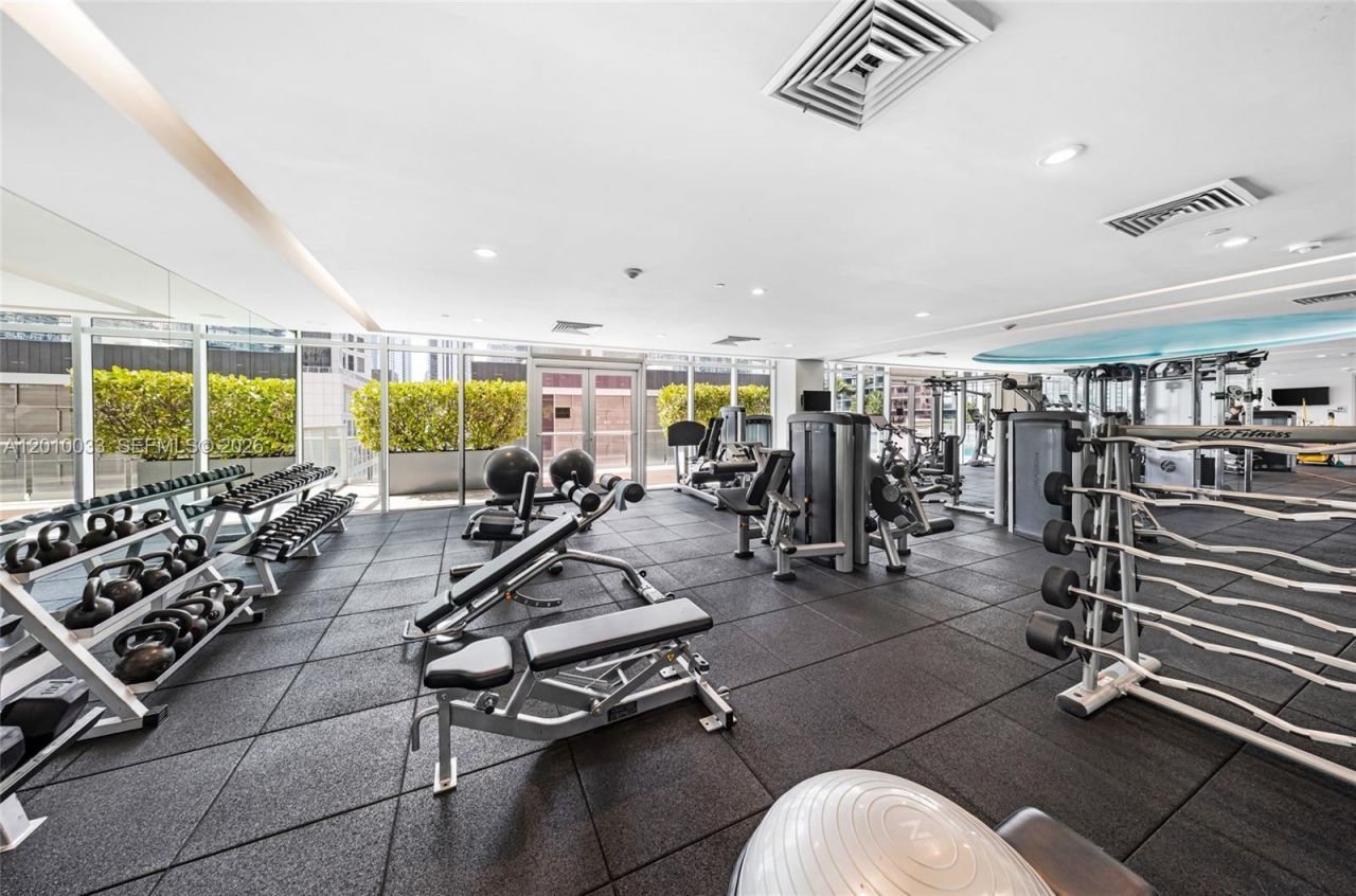 500 Brickell Ave , Unit 3707, Miami, FL 33131 Photo