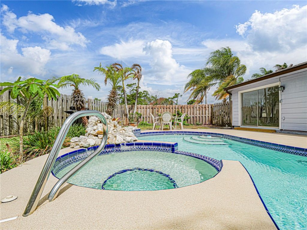 901 Beach Lane, Sebastian, FL 32958 Photo