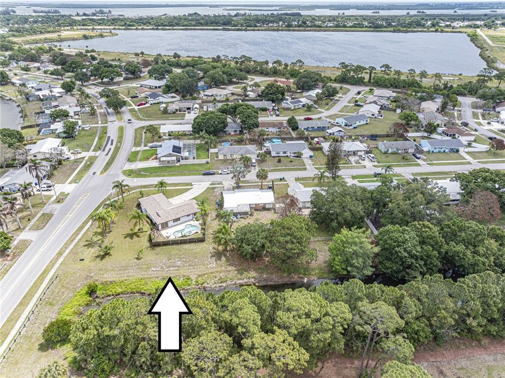 901 Beach Lane, Sebastian, FL 32958 Photo