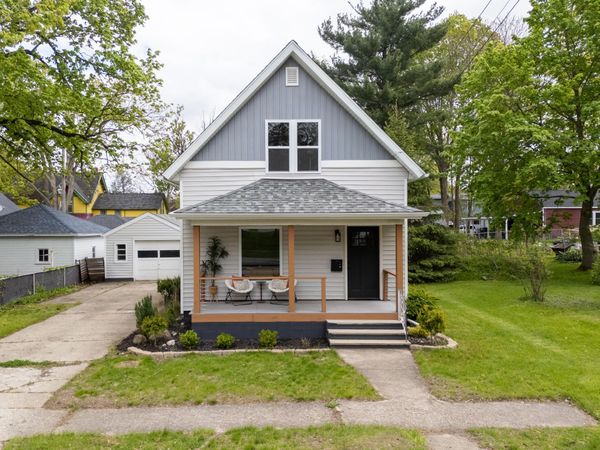 209 Park Street, Plainwell, MI 49080