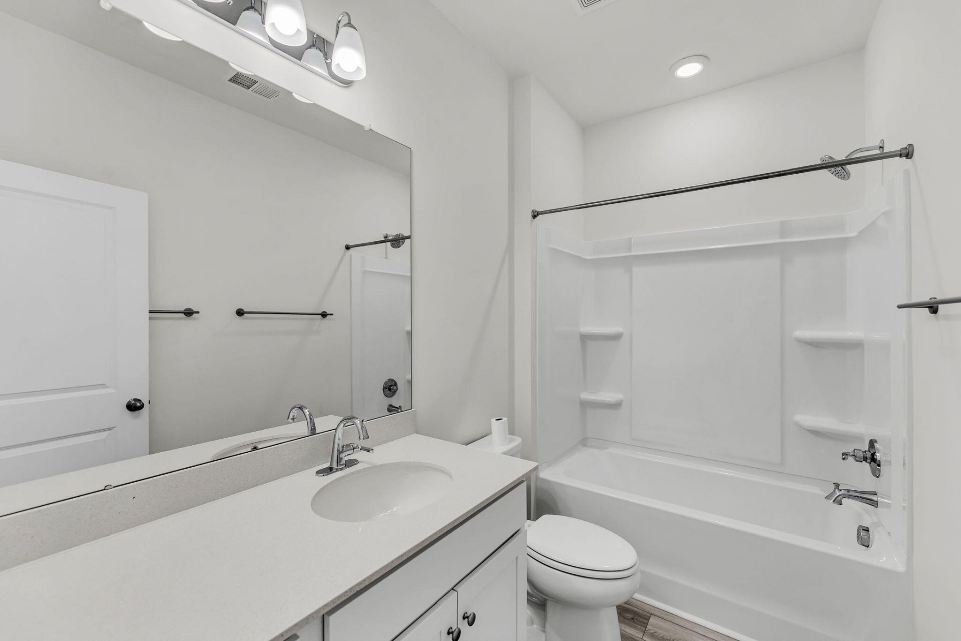 4420 Oakwood Avenue Photo 20