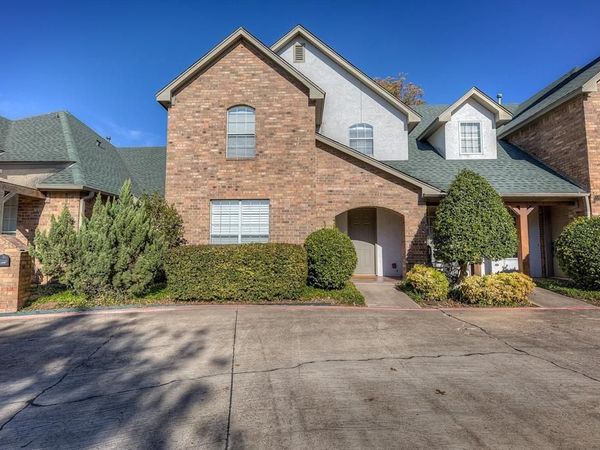 5855 Pecan Chase, Benbrook, TX 76132