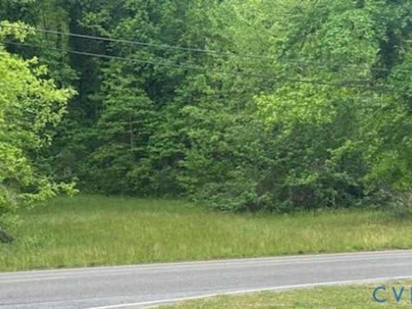 4692 Old Virginia Street, Urbanna, VA 23175