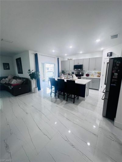 317 SW 26th Ave , Cape Coral, FL 33991 Photo