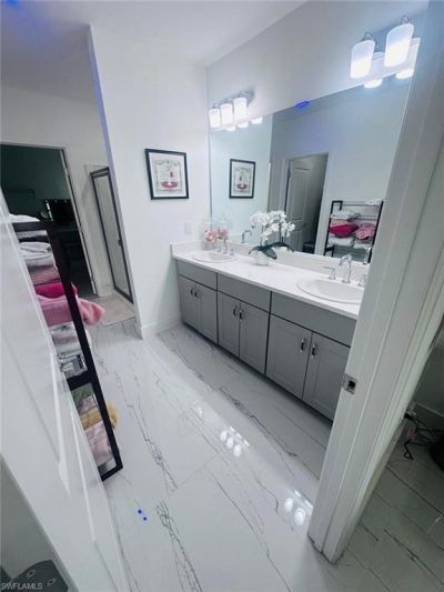 317 SW 26th Ave , Cape Coral, FL 33991 Photo