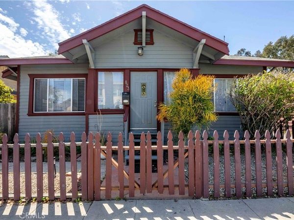 823 Maine, Long Beach, CA 90813