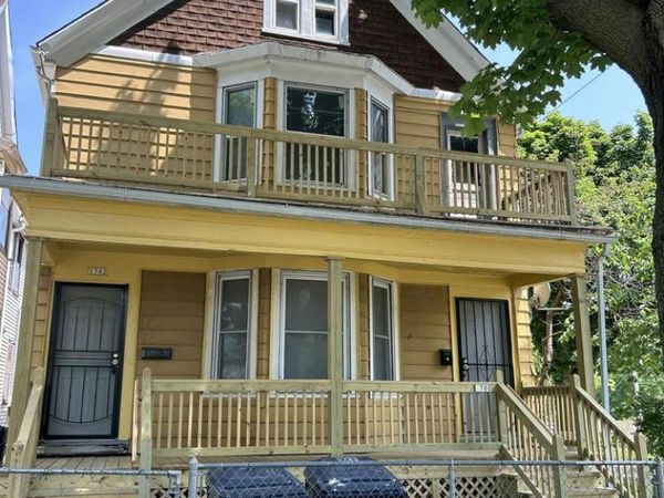 2560 41st STREET, Unit 2562, Milwaukee, WI 53210