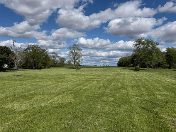 7585 Ohio 38 , London, OH 43140