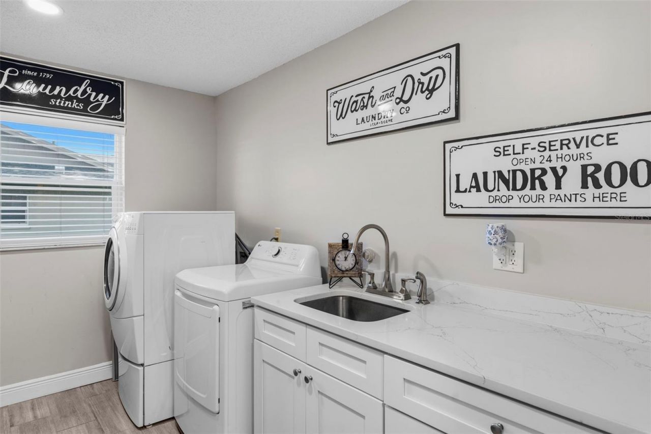 3131 Gleneagles Drive E, Clearwater, FL 33761 Photo
