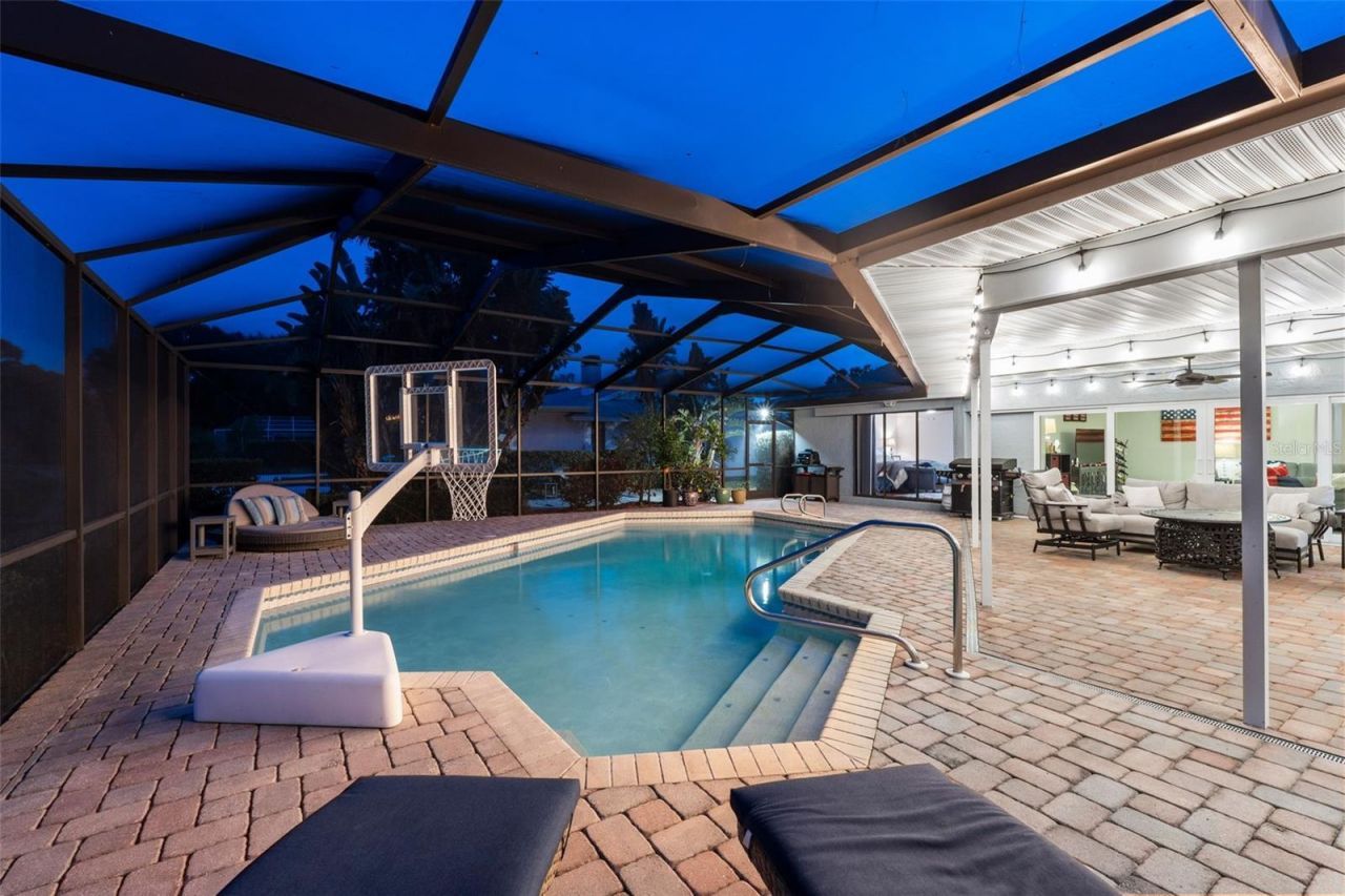 3131 Gleneagles Drive E, Clearwater, FL 33761 Photo