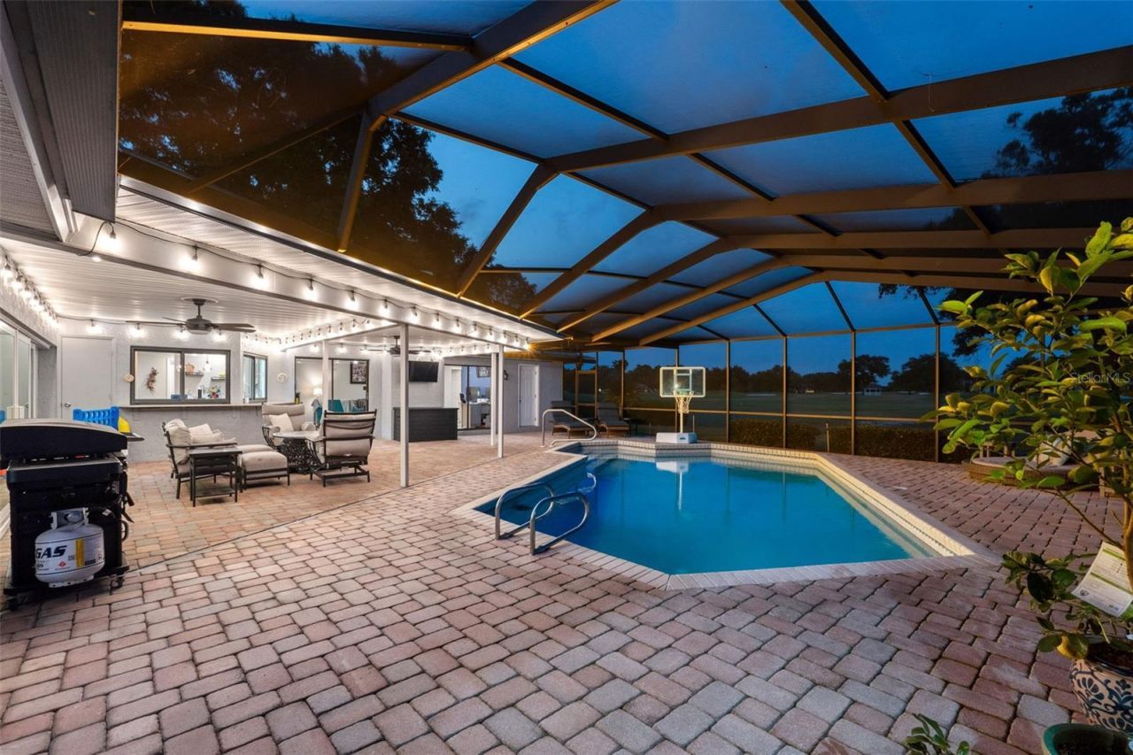3131 Gleneagles Drive E, Clearwater, FL 33761 Photo
