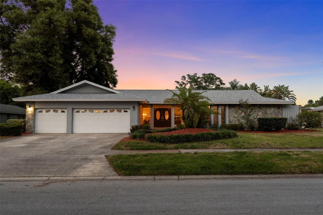 3131 Gleneagles Drive E, Clearwater, FL 33761 Photo