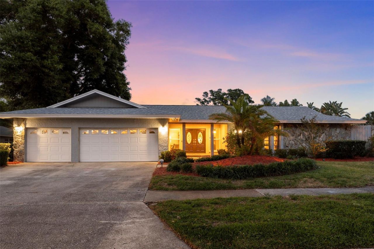 3131 Gleneagles Drive E, Clearwater, FL 33761 Photo