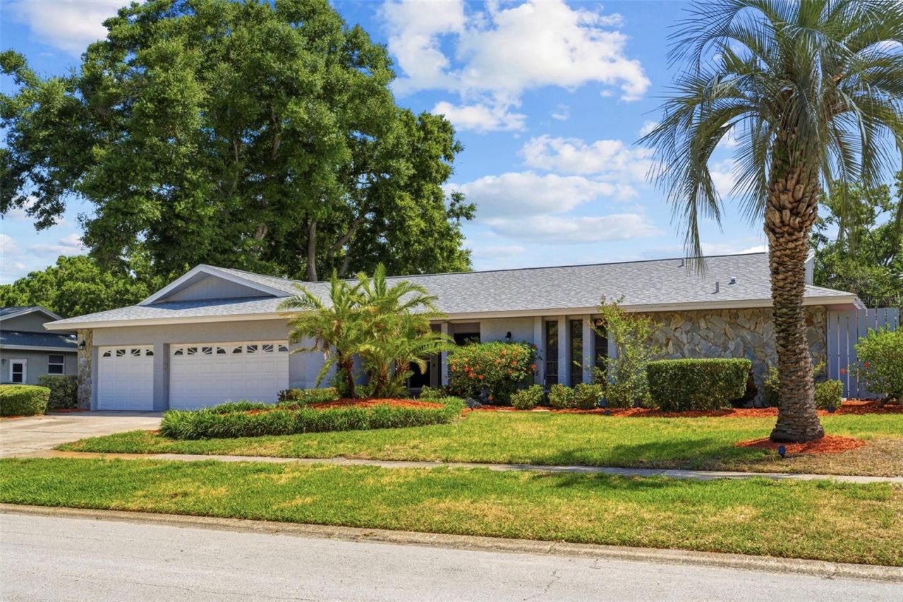 3131 Gleneagles Drive E, Clearwater, FL 33761 Photo