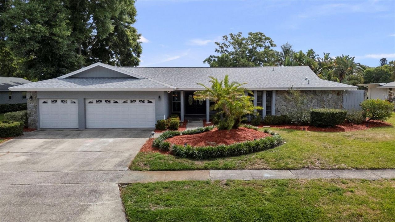 3131 Gleneagles Drive E, Clearwater, FL 33761 Photo